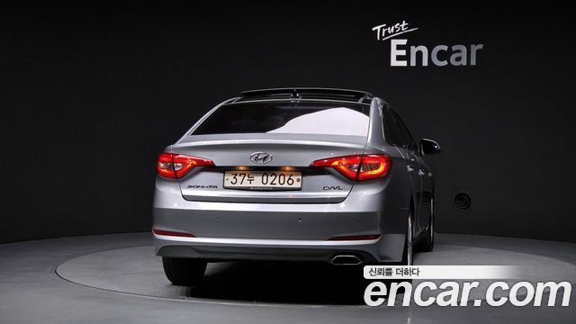 Hyundai Sonata 2.0 Style Special — пробег 135 405 км — фото 4 из 5