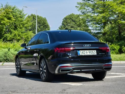 Audi A4 40 TFSI Premium — пробег 60 975 км — фото 2 из 5