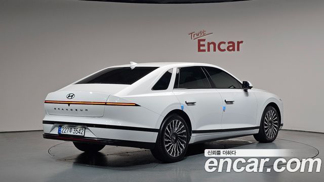 Hyundai Grandeur из Кореи Encar