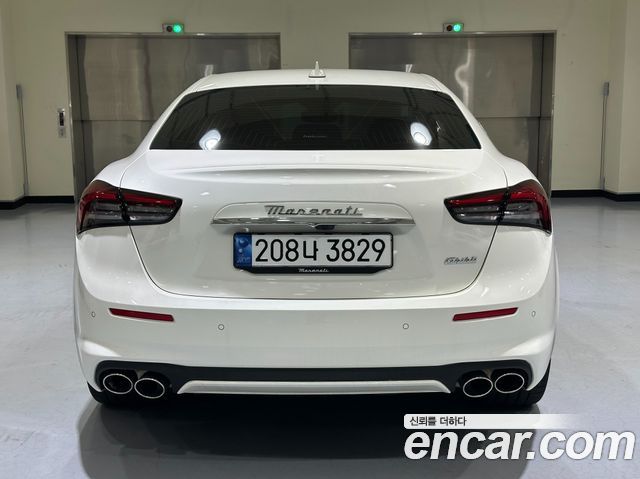 Maserati Ghibli из Кореи Encar