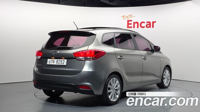 Kia Carens из Кореи Encar
