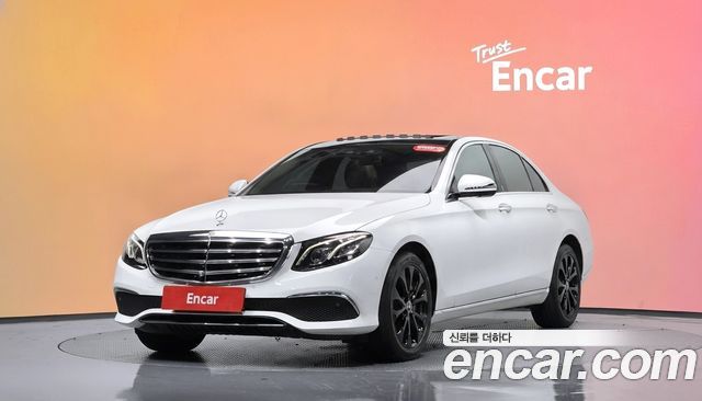 Mercedes-Benz E-Class E300 4MATIC Exclusive — пробег 98 688 км — фото 1 из 5