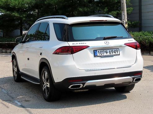 Mercedes-Benz GLE-Class GLE300d 4MATIC — пробег 90 246 км — фото 3 из 5