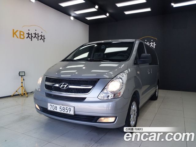 Hyundai Starex 11-Seater Wagon CVX Premium — пробег 172 000 км — фото 1 из 5