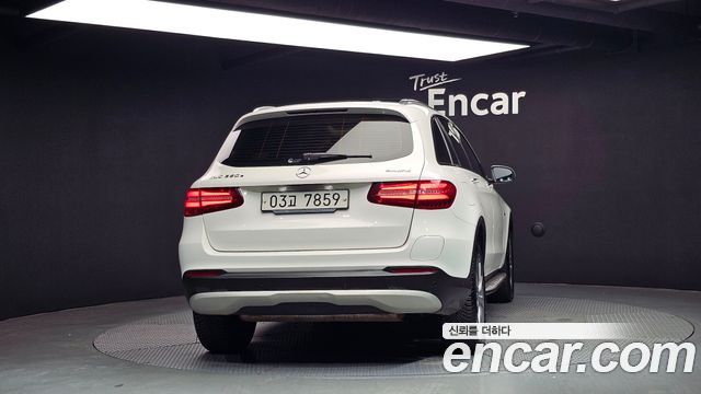 Mercedes-Benz GLC-Class GLC350e 4MATIC Premium — пробег 172 332 км — фото 4 из 5