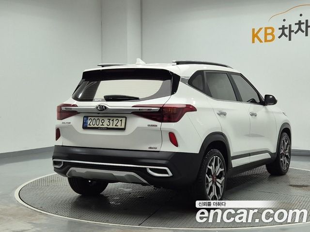 Kia Seltos Gasoline 1.6 Turbo 4WD Signature — пробег 131 000 км — фото 4 из 5