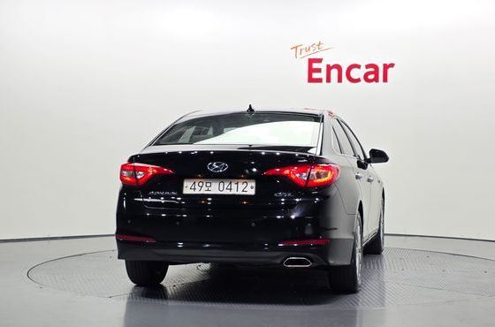 Hyundai Sonata 2.0 Style Special — пробег 84 667 км — фото 4 из 5