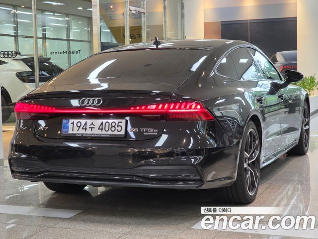 Audi A7 55 TFSI e Quattro Premium — пробег 31 870 км — фото 2 из 5