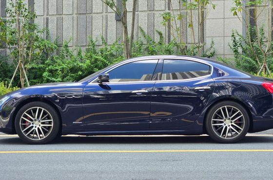 Maserati Ghibli 3.0 Diesel GranLusso 3rd — пробег 121 665 км — фото 3 из 5