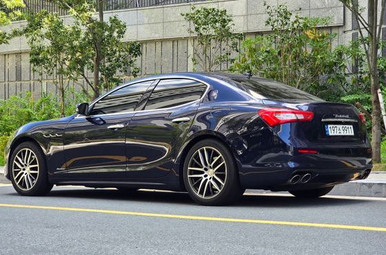 Maserati Ghibli 3.0 Diesel GranLusso 3rd — пробег 121 665 км — фото 4 из 5