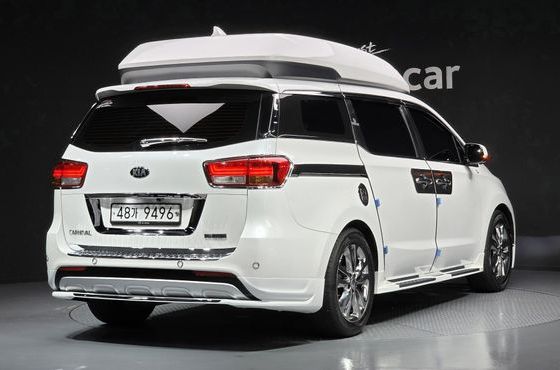 Kia Carnival 9-seater Hi-Limousine Prestige High roof — пробег 126 182 км — фото 2 из 5