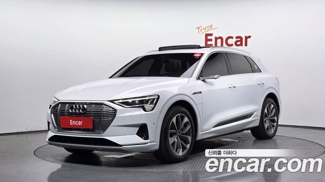Audi e-tron из Кореи Encar