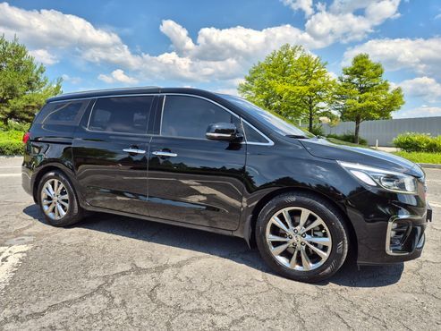 Kia Carnival Gasoline 9-Seater Noblesse Special — пробег 110 870 км — фото 3 из 5