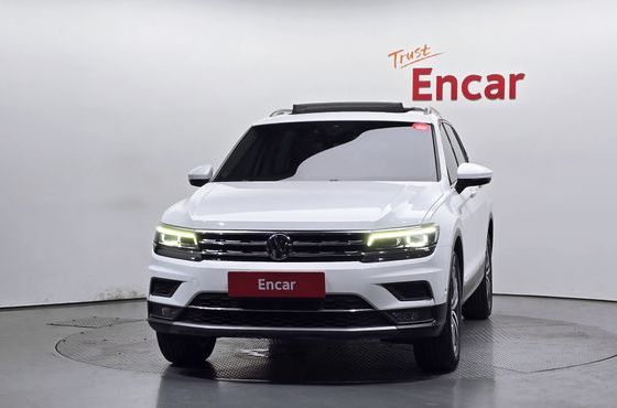 Volkswagen Tiguan 2.0 TDI Prestige — пробег 121 338 км — фото 3 из 5