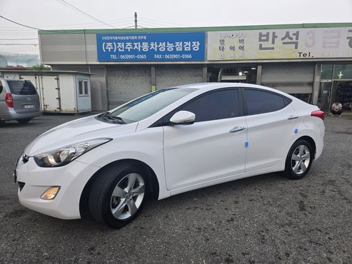 Hyundai AVANTE M16 GDI Avenue — пробег 136 000 км — фото 3 из 5