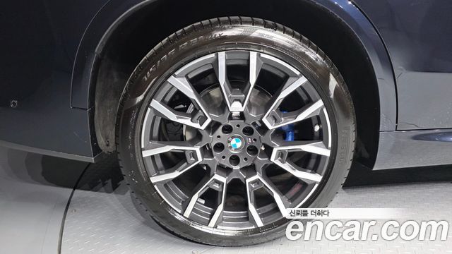 BMW X5 xDrive 40i M Sport — пробег 8 906 км — фото 5 из 5