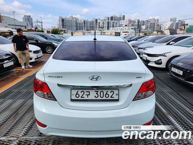 Hyundai Accent из Кореи Encar