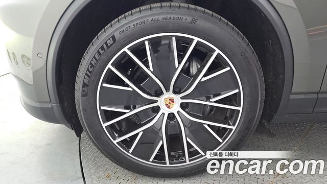 Porsche Macan из Кореи Encar
