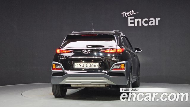 Hyundai Kona из Кореи Encar
