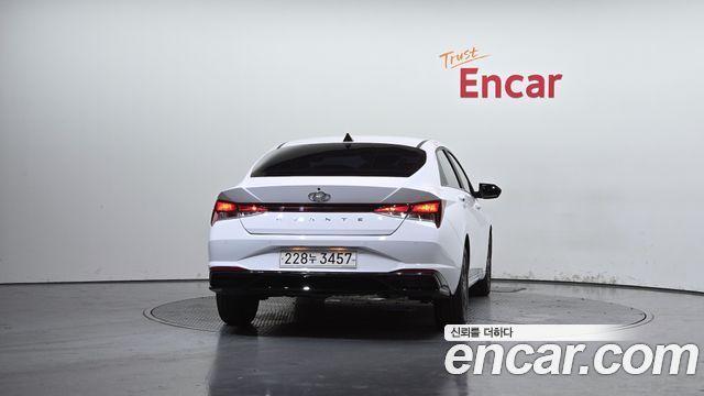 Hyundai AVANTE из Кореи Encar