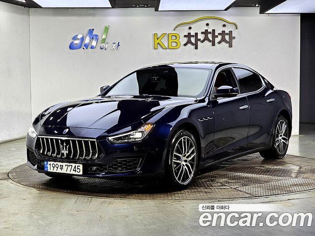 Maserati Ghibli 3.0 Diesel 3rd — пробег 114 800 км — фото 2 из 5