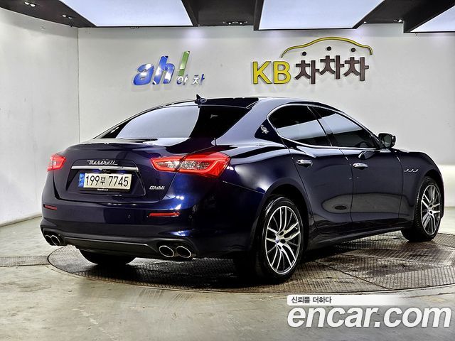 Maserati Ghibli 3.0 Diesel 3rd — пробег 114 800 км — фото 4 из 5