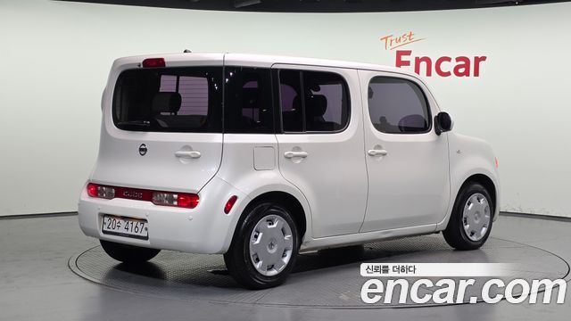 Nissan Cube из Кореи Encar