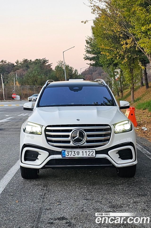 Mercedes-Benz GLS-Class GLS450d 4MATIC — пробег 9 500 км — фото 1 из 5