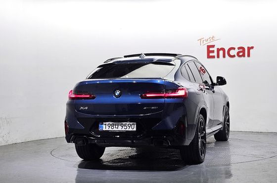 BMW X4 xDrive20i M Sport Pro Special Edition — пробег 26 554 км — фото 4 из 5