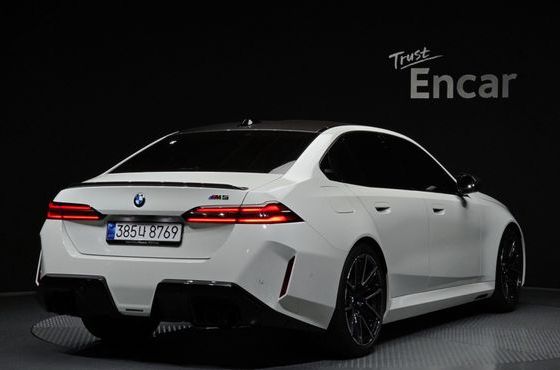 BMW M5 M5 Sedan — пробег 5 097 км — фото 2 из 5