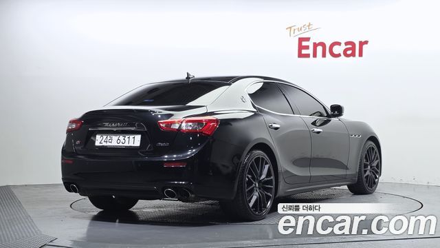 Maserati Ghibli из Кореи Encar