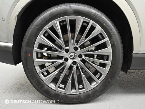 Lexus RX Luxury — пробег 19 930 км — фото 5 из 5