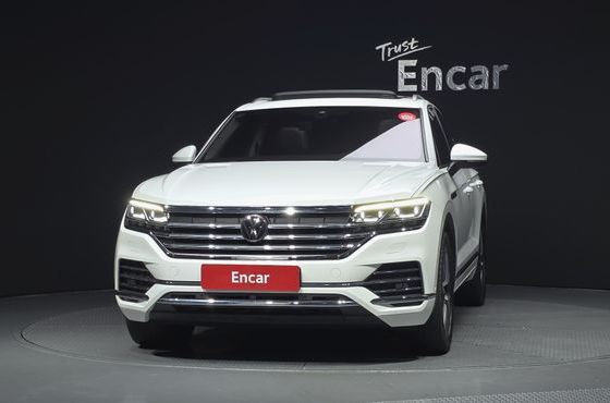 Volkswagen Touareg 3.0 TDI Prestige — пробег 56 612 км — фото 3 из 5