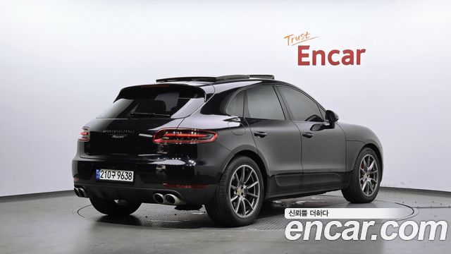 Porsche Macan из Кореи Encar