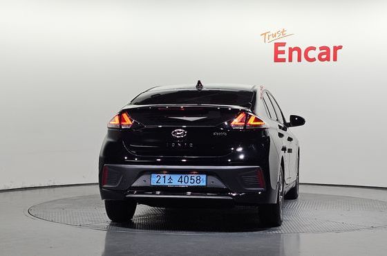 Hyundai Ioniq N — пробег 36 684 км — фото 4 из 5