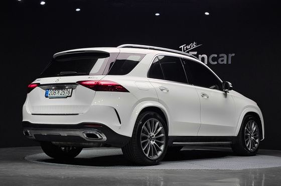 Mercedes-Benz GLE-Class GLE450 4MATIC — пробег 46 995 км — фото 2 из 5