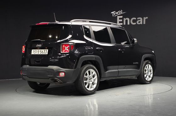 Jeep Renegade 2.4 Limited — пробег 28 731 км — фото 2 из 5
