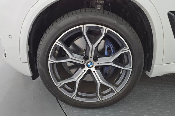 BMW X5 xDrive 40i M Sport — пробег 6 562 км — фото 5 из 5