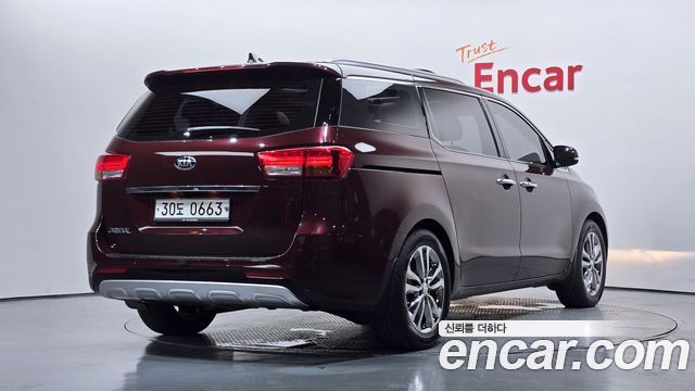 Kia Carnival Gasoline 9-seater Noblesse — пробег 53 735 км — фото 2 из 5