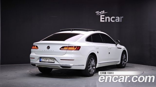 Volkswagen Arteon 2.0 TDI Premium — пробег 91 500 км — фото 2 из 5