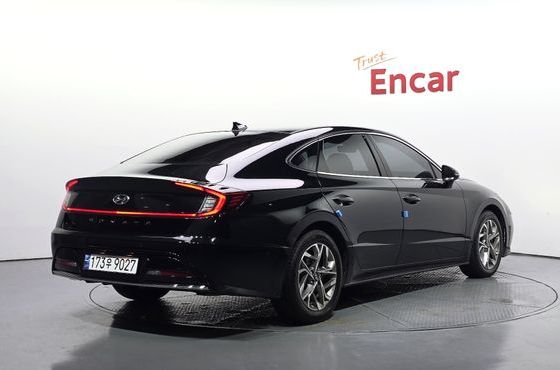 Hyundai Sonata 2.0 Premium Plus — пробег 105 249 км — фото 2 из 5