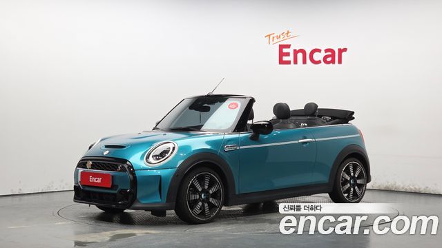 Mini Cooper Convertible Seaside Edition 3rd — пробег 21 616 км — фото 1 из 5