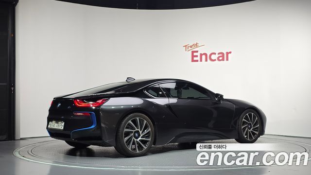BMW i8 Coupe — пробег 105 634 км — фото 2 из 5