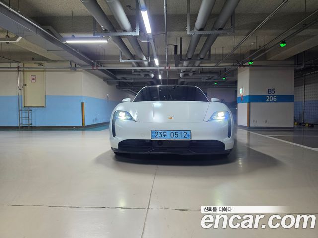 Porsche Taycan 4S — пробег 30 300 км — фото 3 из 5