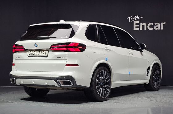 BMW X5 xDrive 40i M Sport — пробег 35 187 км — фото 2 из 5