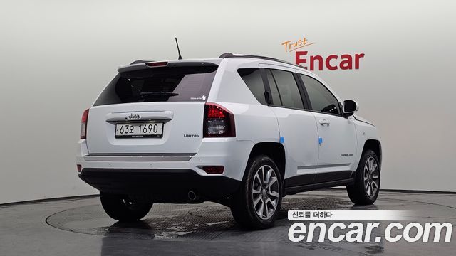 Jeep Compass 2.4 Limited 1st — пробег 92 655 км — фото 2 из 5