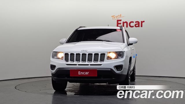 Jeep Compass 2.4 Limited 1st — пробег 92 655 км — фото 3 из 5