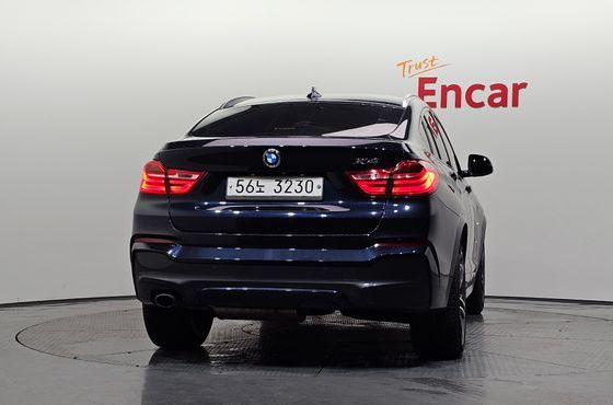 BMW X4 xDrive20d M Sport — пробег 162 111 км — фото 4 из 5