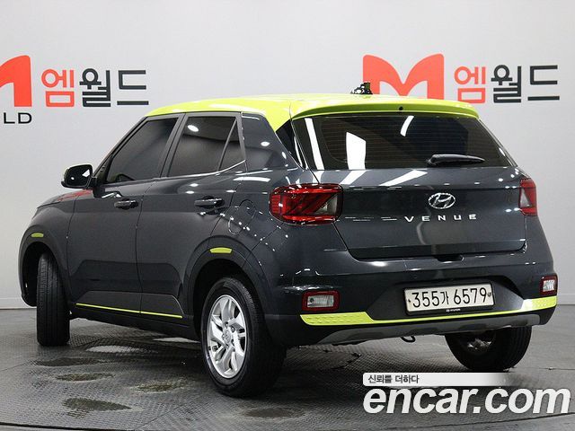 Hyundai Venue из Кореи Encar