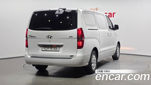 Hyundai Starex 3-Seater LPi VAN CVX Luxury — пробег 257 014 км — фото 2 из 5